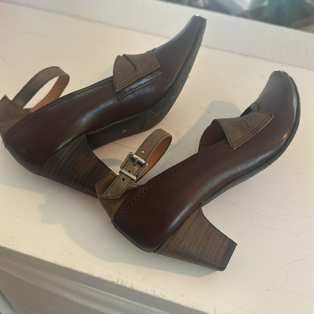 FIDJI two tone leather ankle strap heels 38 7 - Picture 7 of 9